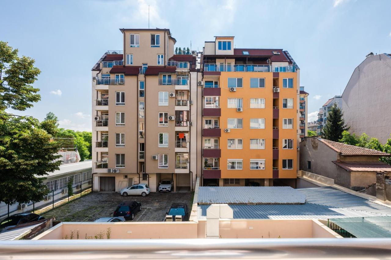 Nomad Haven: 1Bd Flat With Balcony & Desk Apartment Sofia Exterior photo